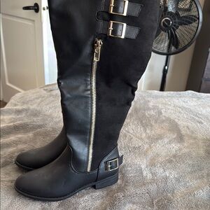 Taylor Brand Buckle Riding Boot